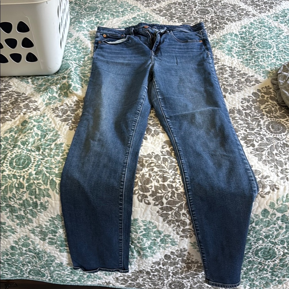 GAP Skinny Medium-Dark Wash Jeans